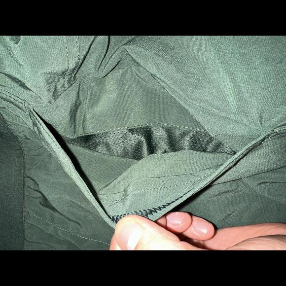 Nike Shorts Men's Large Yoga Training Dri-Fit Lightweight Shorts - Picture 3 of 9